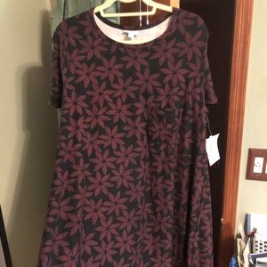 Brand new Leggings material Carly by LuLaRoe in XL